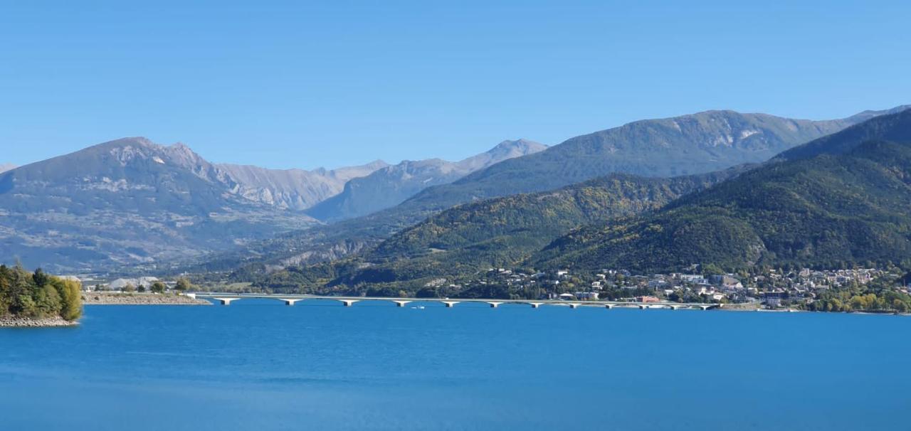 Les Apparts De La Tourronde Chorges Bagian luar foto